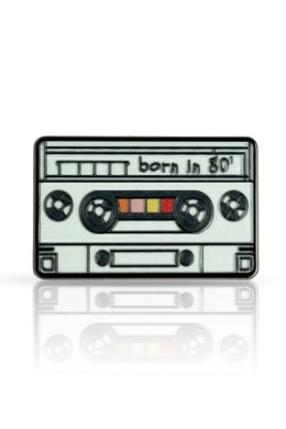 Pin born in 80'